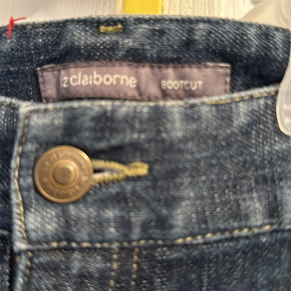 Women’s Jeans - Picture 4 of 4